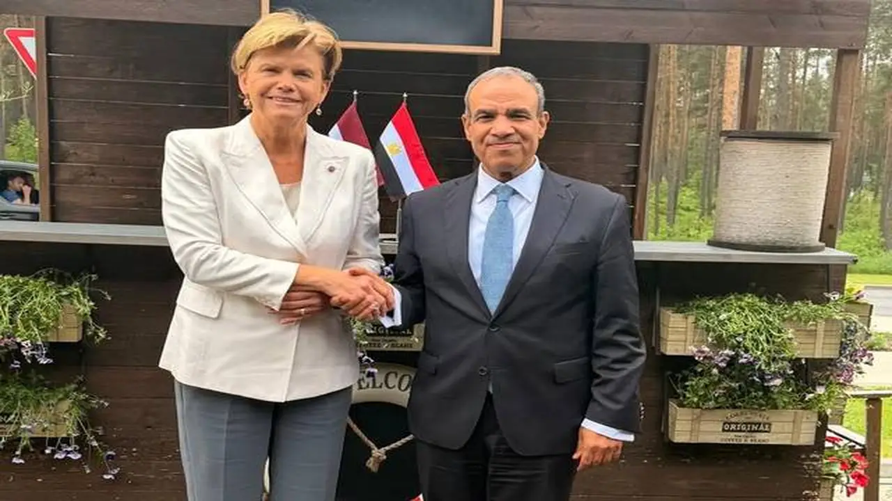 مصر ولاتفيا تتحدان لتعزيز الشراكة الاقتصادية وسط تحديات إقليمية